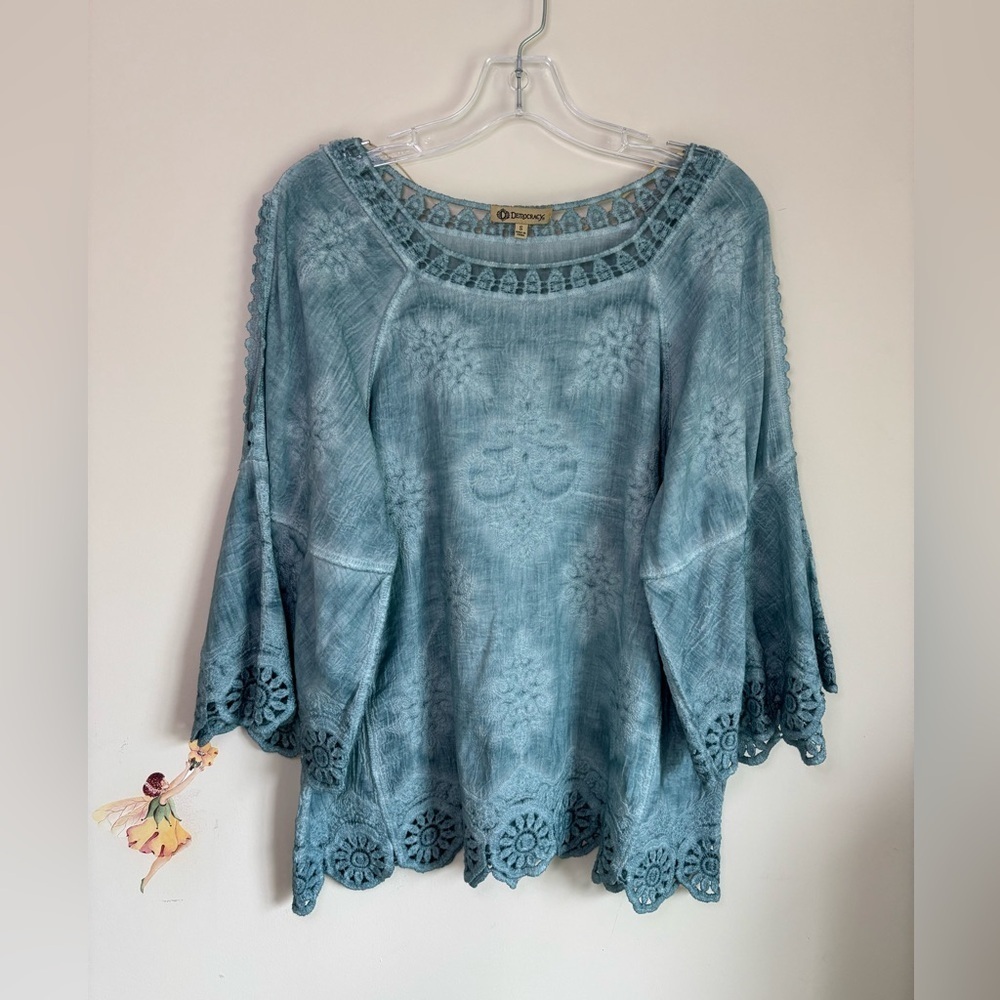 Democracy Blouse Size S Top Sleeves 2/3 Crewneck Light Blue - Picture 4 of 15